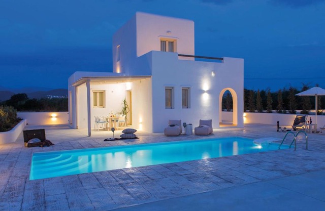 Naxian Lounge Villas