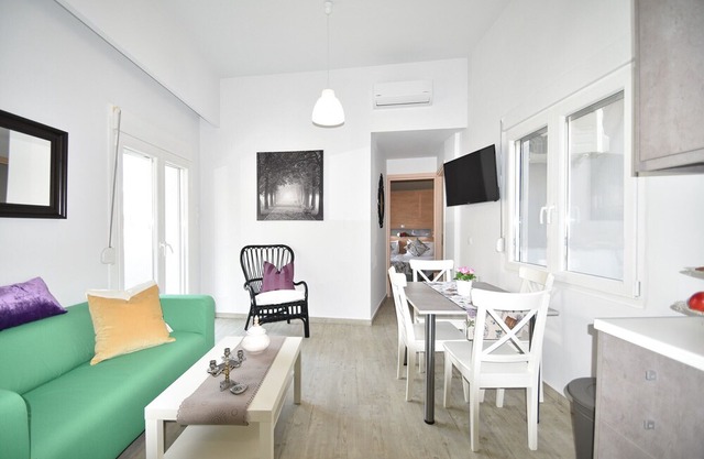 New, 3' to Beach, Chania Old Town 3