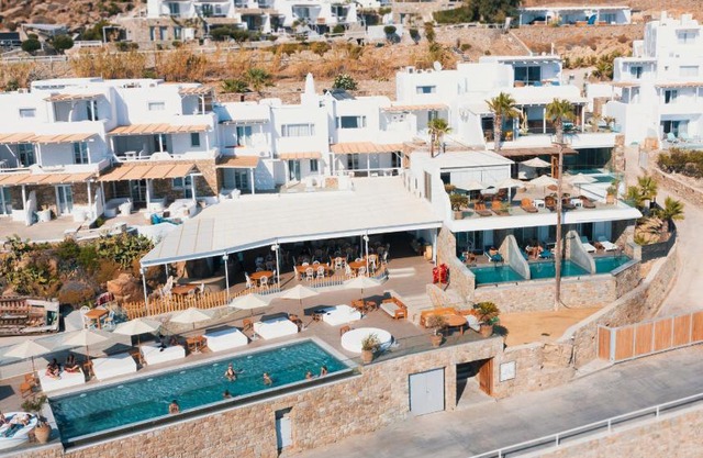 Paradise Beach Resort 