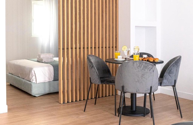 Phaedrus Living Deluxe Kriel Suites 002