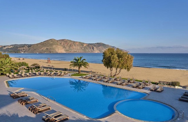 Pilot Beach Resort 