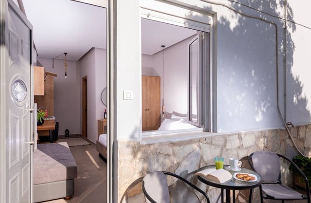 Seasun Gazi in Gazi with 1 bedrooms and 1.5 bathrooms
