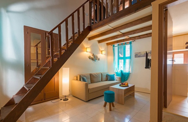 The Neighborhood- Maisonette 5