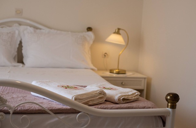 The Old Mansion | Four People Apartment