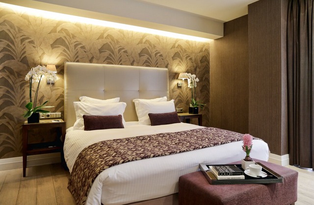 The Y Hotel