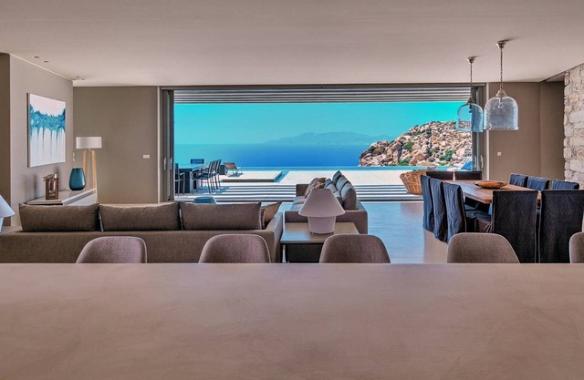 Bedrooms Mylo Villa 