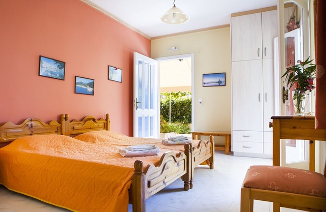 Tzivras Studio Apartment