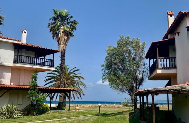 Villa Fourka 2 on the beach