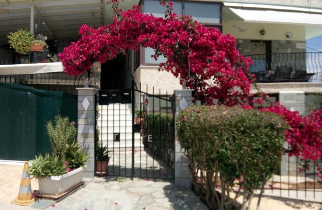VILLA GEORGE