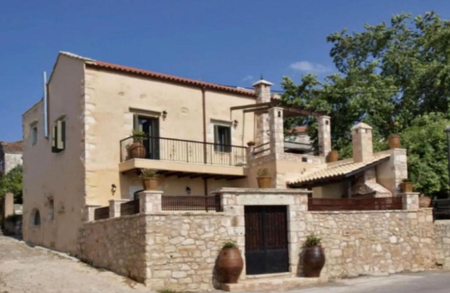 Villa Irilena, for up to 10 people