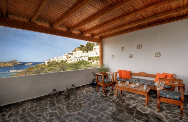 Villa Thalassa 1 | 2 Bedrooms with En-suite | Traditional Lindian Bed |.