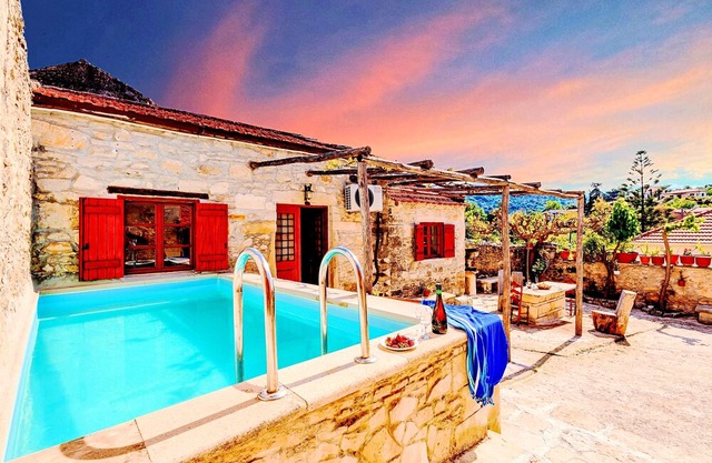 Villa Vereniki with Heated Pool