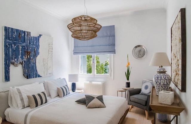 Virtue - Acropolis Tastefully Decorated 2-Bdr Apartment