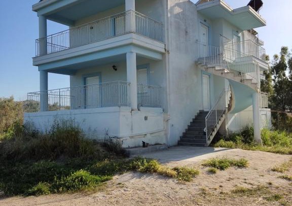 Kefalari House | Εξοχική κατοικία κοντά στη θάλασσα.
