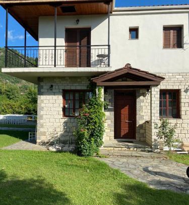 Konitsa House | Το Κάστρο