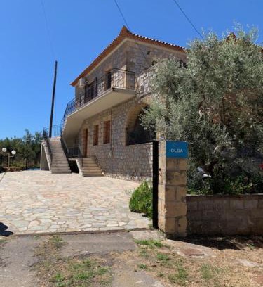 Stoupa Apartment | ΤΟ ΠΕΤΡΙΝΟ/THE PETRINO APARTMENTS