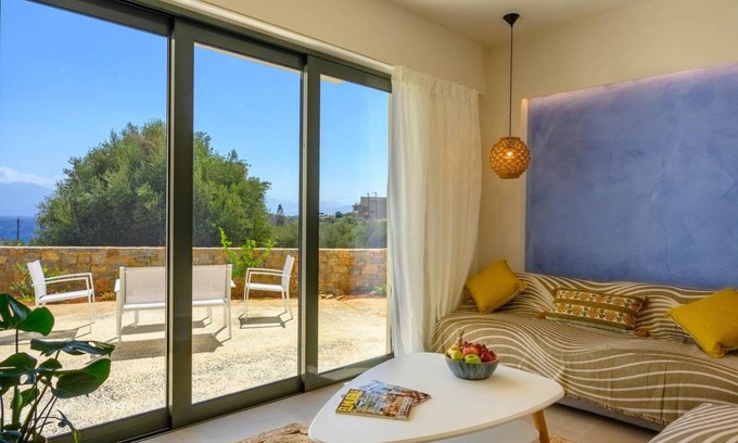 Agios Nikolaos Apartment | 100 m² Apartment ∙ 2 bedrooms ∙ 6 guests