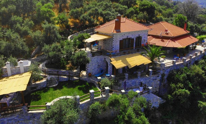 Papa Nero House | 100 m² House ∙ 2 bedrooms ∙ 6 guests