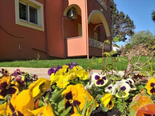Kastania House | 100 m² House ∙ 3 bedrooms ∙ 6 guests