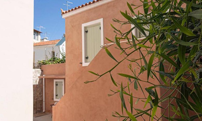 Aegina Town Villa | 105 m² Villa ∙ 2 bedrooms ∙ 4 guests
