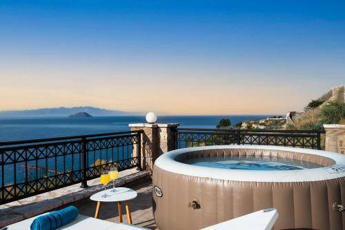 Nisyros Villa | 105 m² Villa ∙ 3 bedrooms ∙ 7 guests