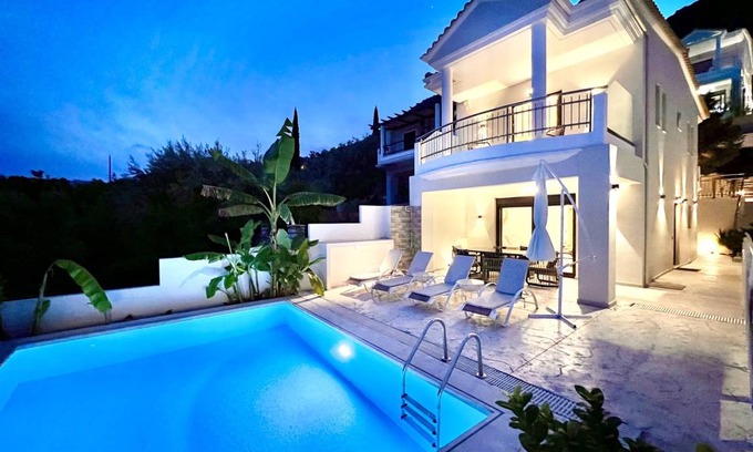 Perigiali Villa | 110 m² Villa ∙ 2 bedrooms ∙ 6 guests