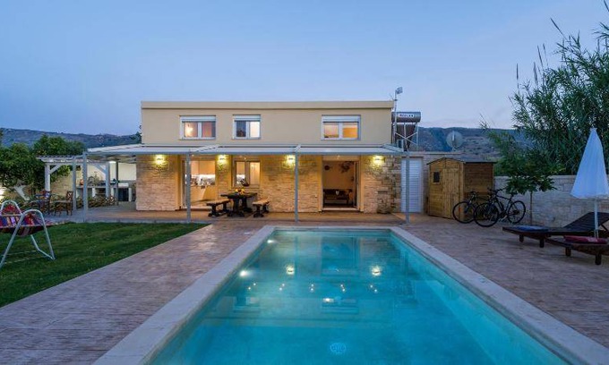 Nerokouros Villa | 110 m² Villa ∙ 3 bedrooms ∙ 6 guests