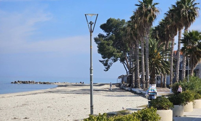 Pefkochori Villa | 110 m² Villa ∙ 5 bedrooms ∙ 10 guests