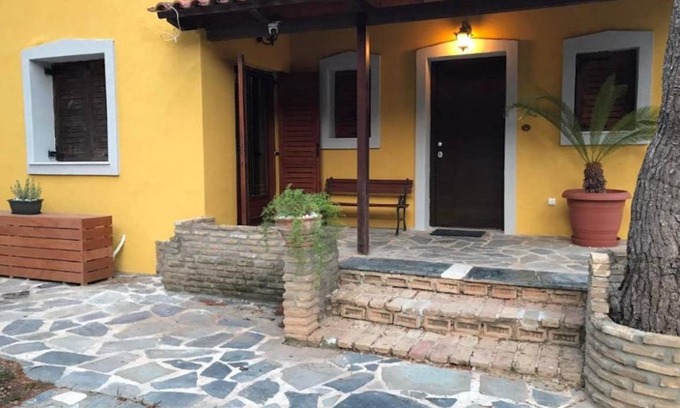 Spata-Artemida House | 120 m² House ∙ 2 bedrooms ∙ 5 guests