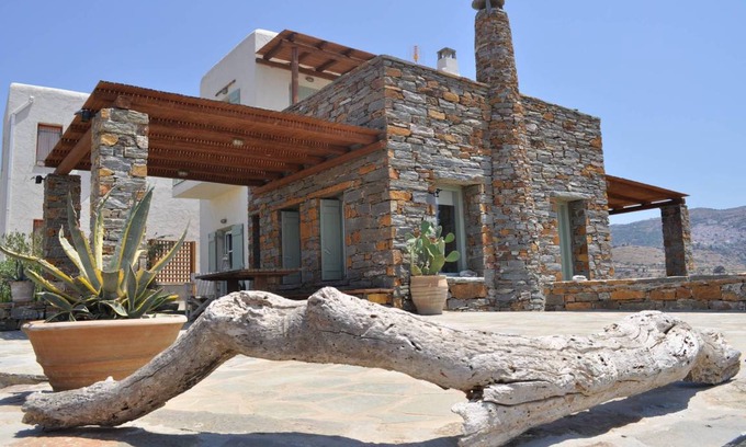 Korissia Villa | 120 m² Villa ∙ 3 bedrooms ∙ 6 guests