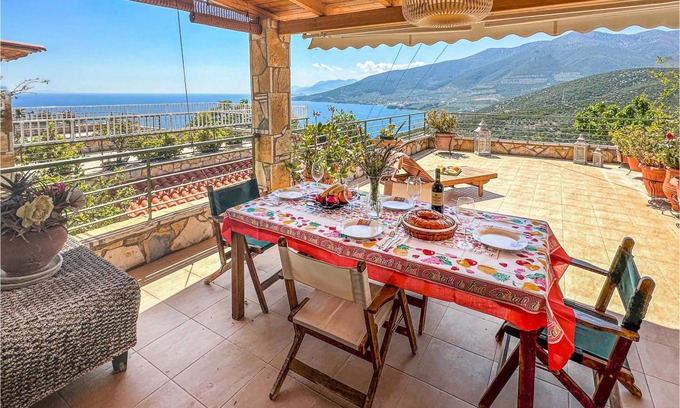 Lerna House | 130 m² House ∙ 4 bedrooms ∙ 9 guests