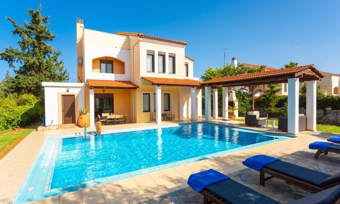 Kefalas Villa | 130 m² Villa ∙ 4 bedrooms ∙ 7 guests