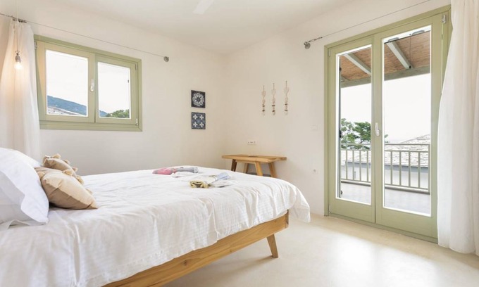 Zagora-Mouresi Apartment | 140 m² Apartment ∙ 4 bedrooms ∙ 2 guests