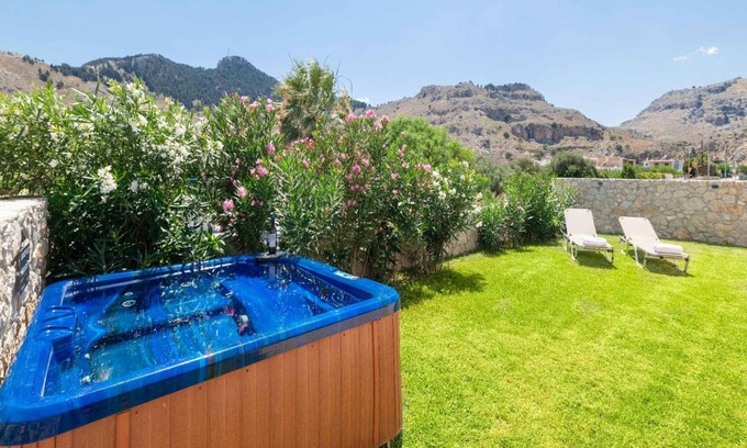 Kolymbia House | 140 m² House ∙ 4 bedrooms ∙ 11 guests