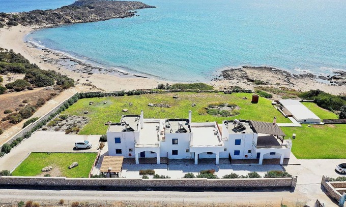 Prassonissi House | 140 m² House ∙ 4 bedrooms ∙ 8 guests