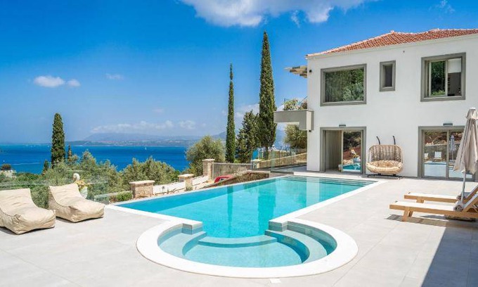 Nikiana Villa | 140 m² Villa ∙ 4 bedrooms ∙ 7 guests
