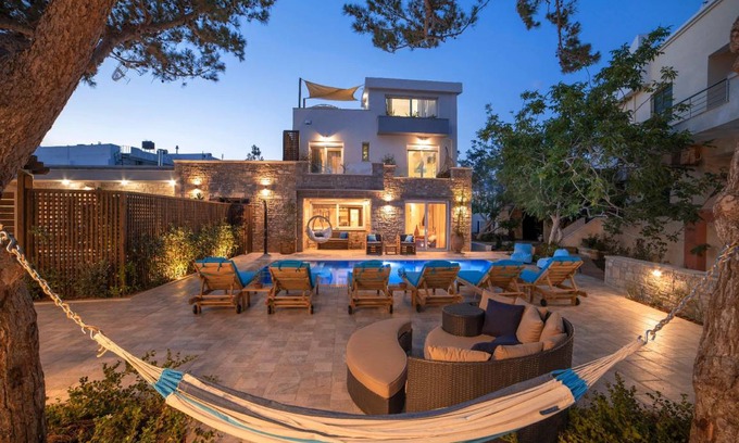 Koutsouras House | 150 m² House ∙ 4 bedrooms ∙ 11 guests