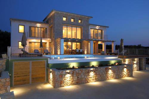 Kavallos Villa | 150 m² Villa ∙ 3 bedrooms ∙ 9 guests