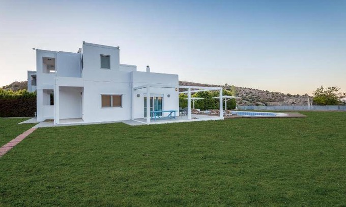 Dikaio Villa | 155 m² Villa ∙ 3 bedrooms ∙ 9 guests
