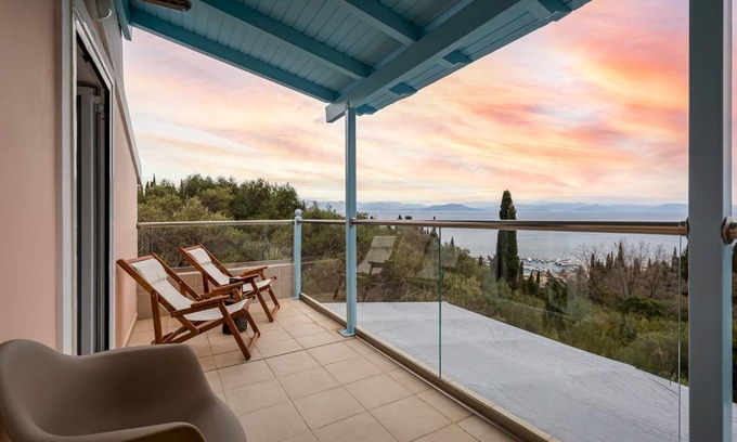 Benitses House | 160 m² House ∙ 3 bedrooms ∙ 7 guests
