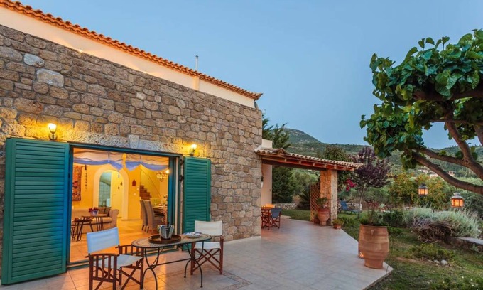 Riglia Villa | 160 m² Villa ∙ 3 bedrooms ∙ 8 guests