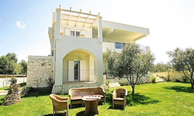 Darmarochori Villa | 170 m² Villa ∙ 3 bedrooms ∙ 6 guests
