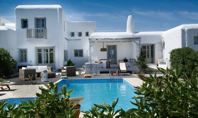 Paros House | 175 m² Finca ∙ 3 bedrooms ∙ 8 guests