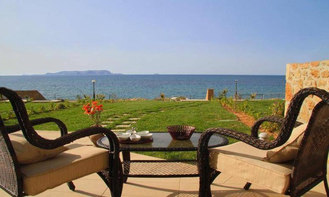 Kato Gouves Villa | 175 m² Villa ∙ 3 bedrooms ∙ 7 guests