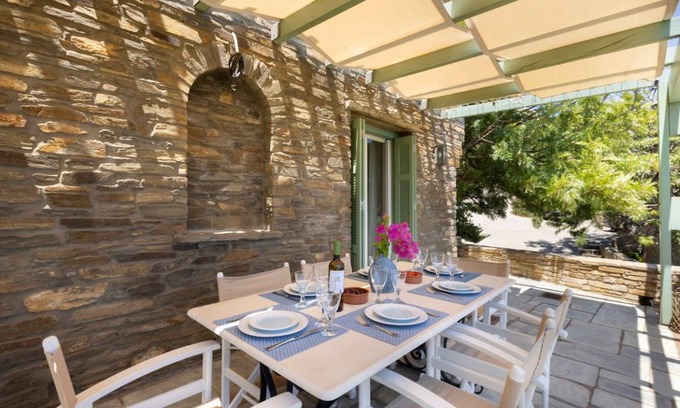 Steniai Villa | 184 m² Villa ∙ 3 bedrooms ∙ 6 guests