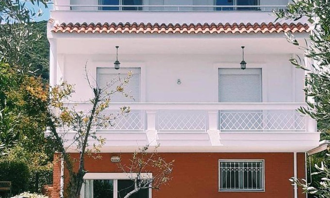 Nea Iraklitsa House | 190 m² House ∙ 3 bedrooms ∙ 7 guests