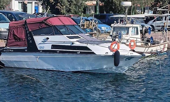 Panagiouda Boat Rental | 20 m² Houseboat ∙ 1 bedroom ∙ 2 guests
