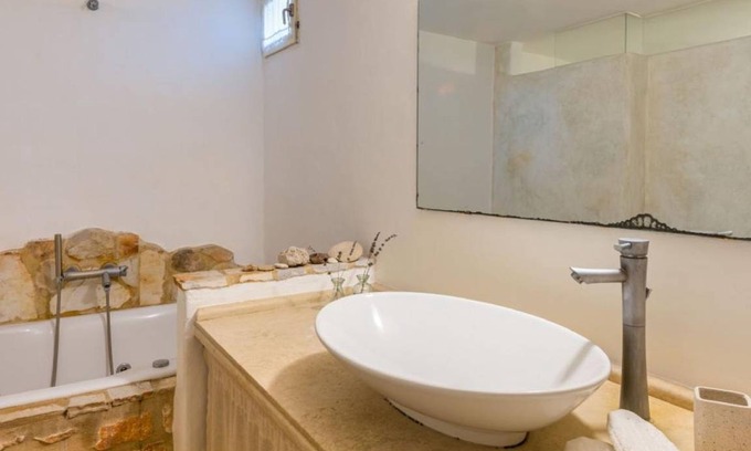 Krotiri Apartment | 200 m² Apartment ∙ 8 bedrooms ∙ 20 guests
