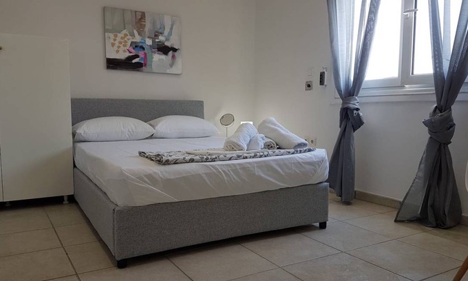 Athens City Centre Resort | 200 m² Private room ∙ 1 bedroom ∙ 1 guest