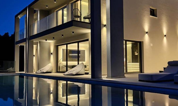 Achladies Villa | 200 m² Villa ∙ 5 bedrooms ∙ 11 guests